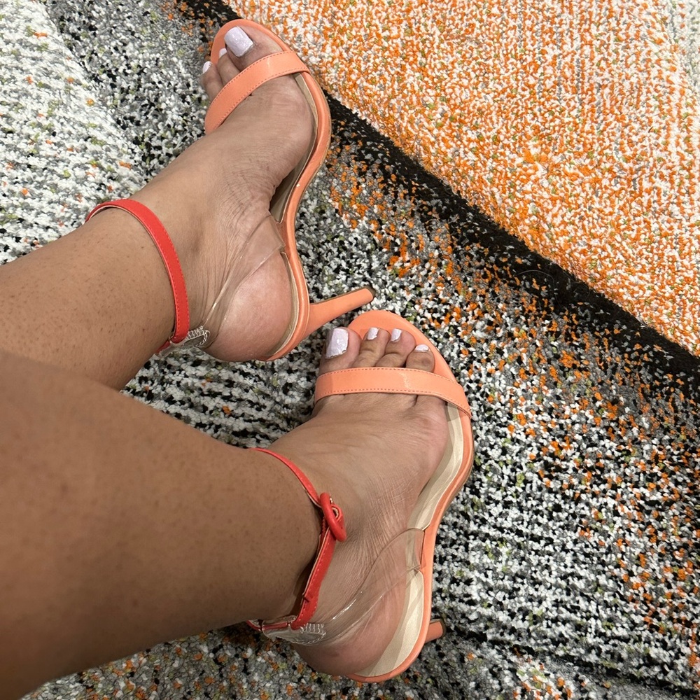 Guess GWEMORIE Open Toe Heels